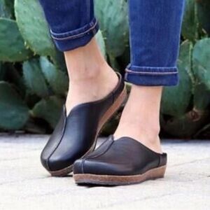 Stegmann Black Leather Mules
